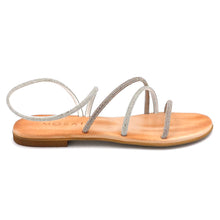 Load image into Gallery viewer, Cantini thong sandals with horsebit accessory
