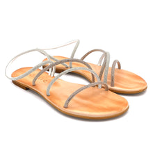 Load image into Gallery viewer, Cantini thong sandals with horsebit accessory
