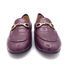 Load image into Gallery viewer, Gio+ loafers in leather with chain accessory
