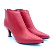 Load image into Gallery viewer, Joy Wendel Pointed ankle boots with 70 heel
