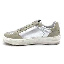 Load image into Gallery viewer, Meline Sneakers con stella PAD571
