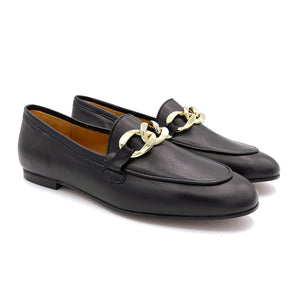 Gio+ loafers in leather with chain accessory